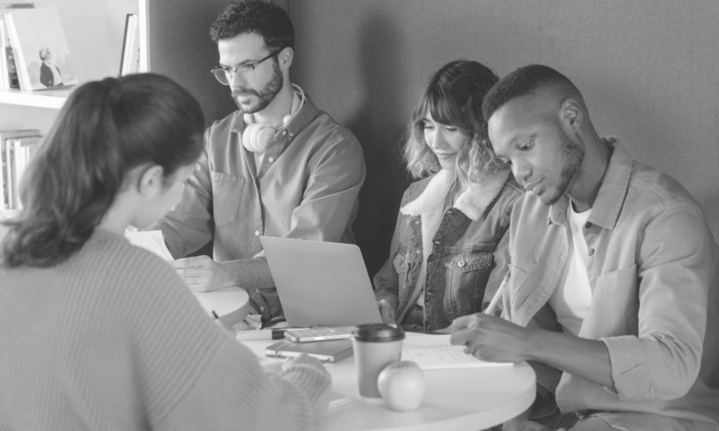 Investment learning platform interface showing course dashboard