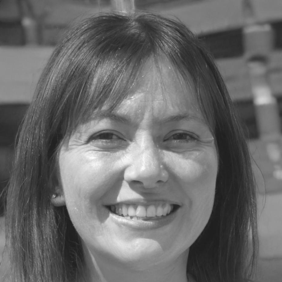 Dagmar Vesely discussing effective investment study methods