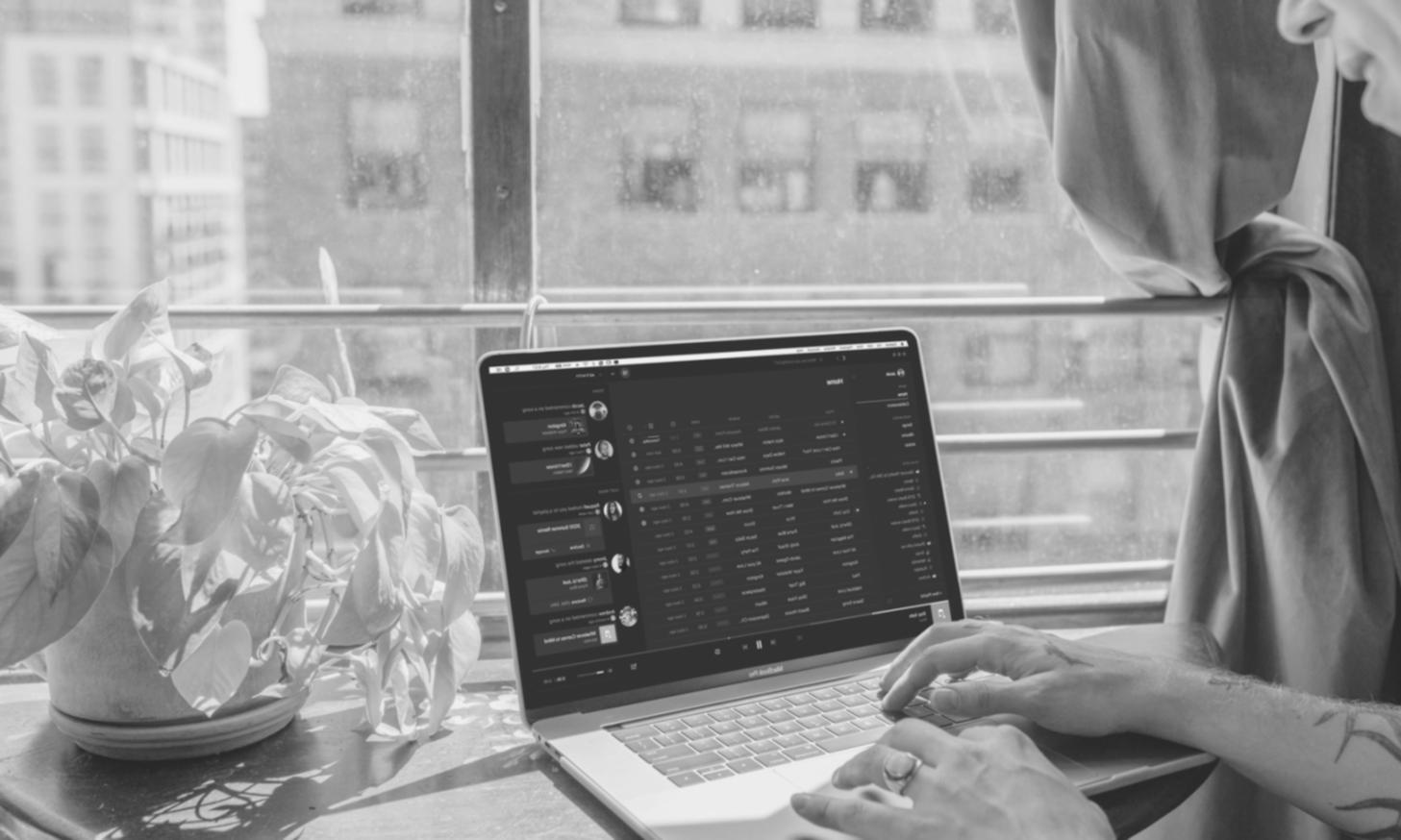 Flexible learning environment with self-paced study materials